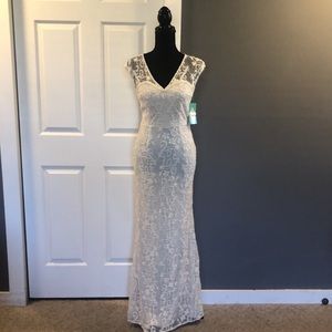 Gorgeous Victorian Style Lace Floor Length Form Fitting Dress Sz Small